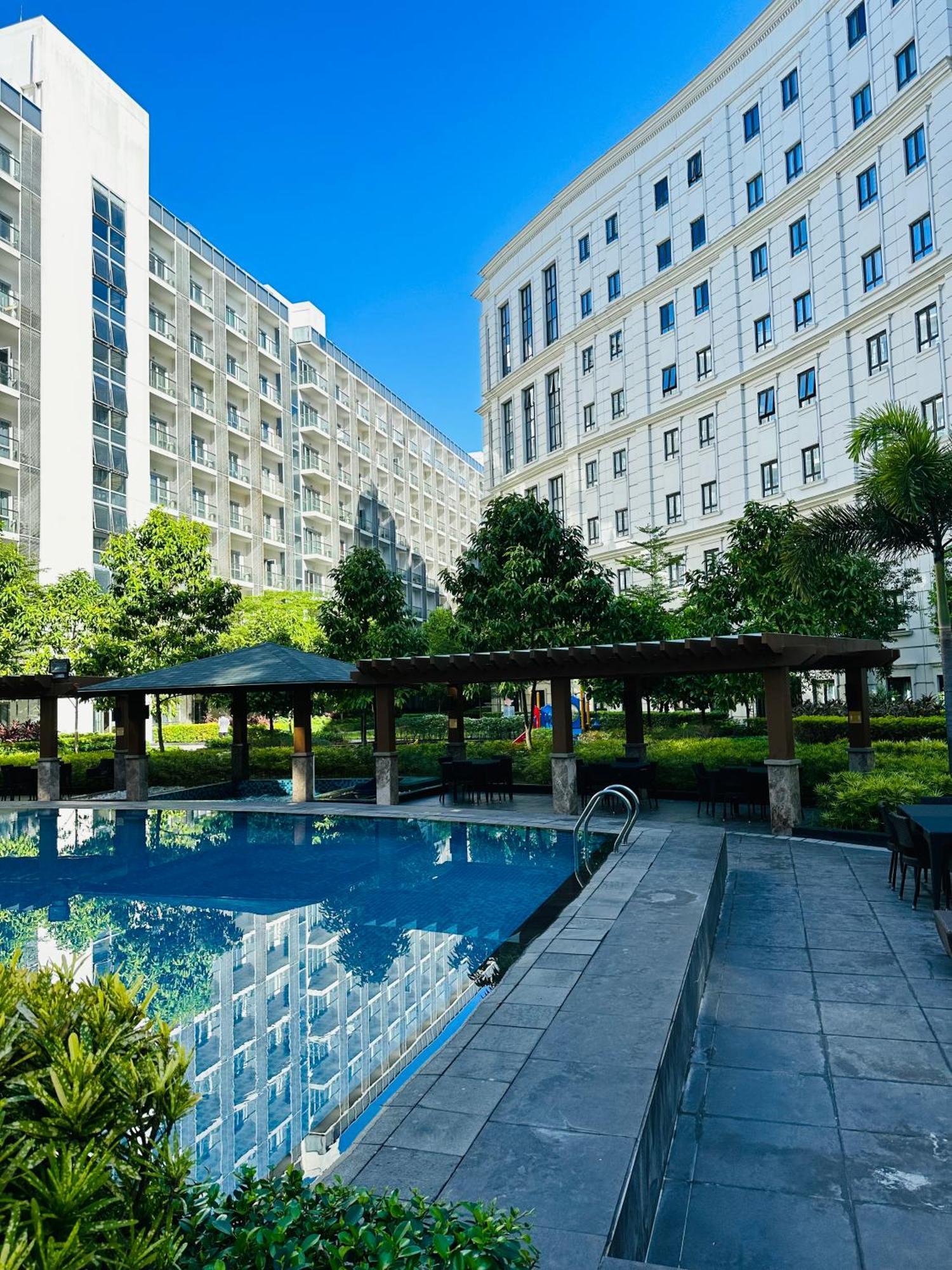 81 Newport Blvd Cluster 4 Unit B 3Rd Flr By Rechelle Nunag Pasay Kültér fotó