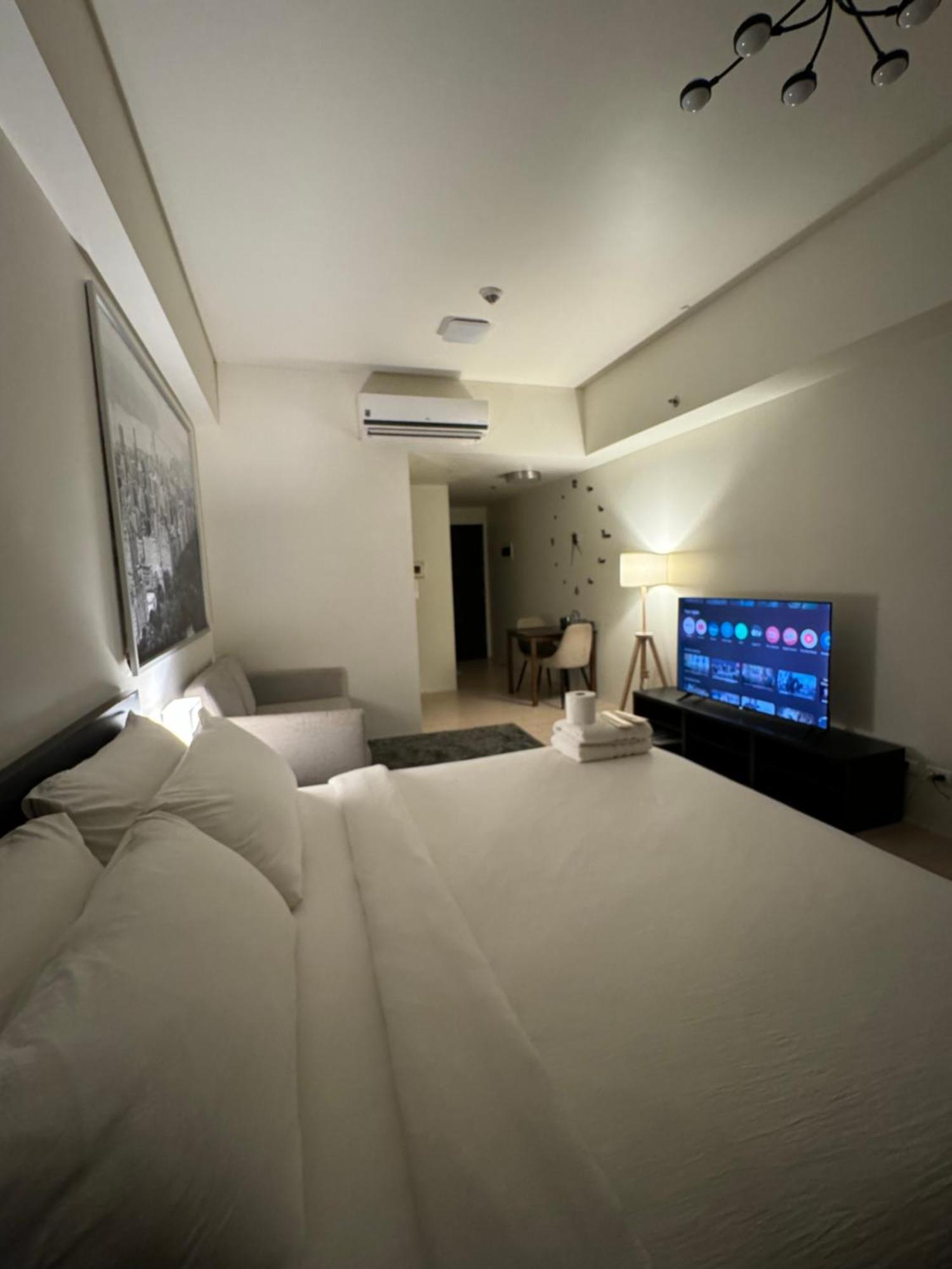 81 Newport Blvd Cluster 4 Unit B 3Rd Flr By Rechelle Nunag Pasay Kültér fotó
